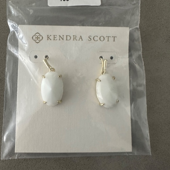 Kendra Scott Pippa Earrings - Gold White - brand new with tags - Picture 4 of 6